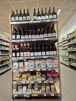 135-biocoop-chambery-casabio-magasin-alimentation-bio-vin-aperitif-epicerie-alcool-sans-sulfite.webp